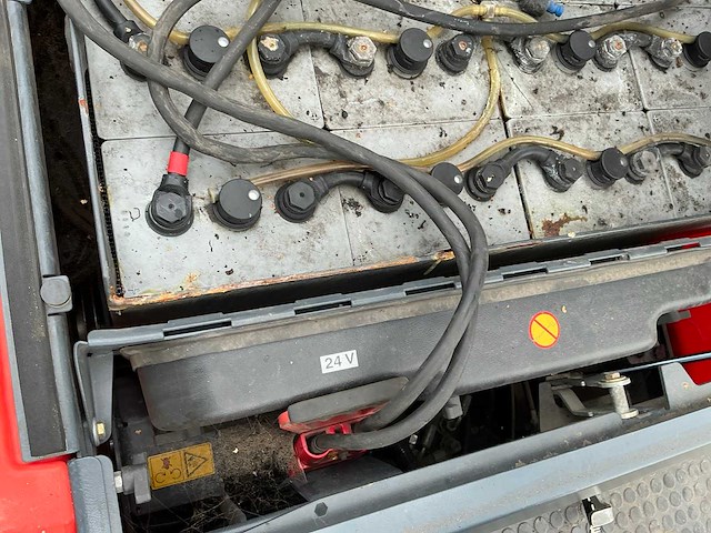 Hako sweepmaster b1200rh zelfrijdende motor veegmachine - afbeelding 4 van  12