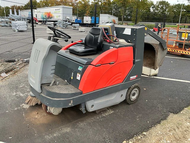 Hako sweepmaster b1200rh zelfrijdende motor veegmachine - afbeelding 1 van  12