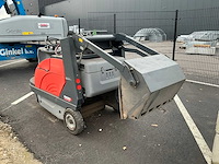 Hako sweepmaster b1200rh zelfrijdende motor veegmachine - afbeelding 9 van  12