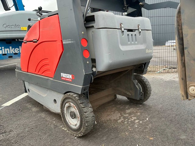 Hako sweepmaster b1200rh zelfrijdende motor veegmachine - afbeelding 11 van  12