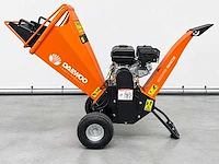 Hakselaars, veegmachines, kasten en gereedschappen