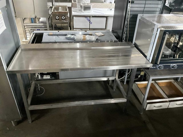 Hakvoort rvs aanvoertafel - afbeelding 2 van  6