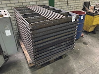 Half fabrikaat stal mestrooster (24x) staal - afbeelding 2 van  3