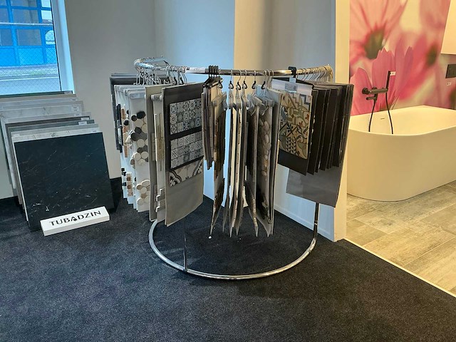 Half rond presentatierek - afbeelding 1 van  4