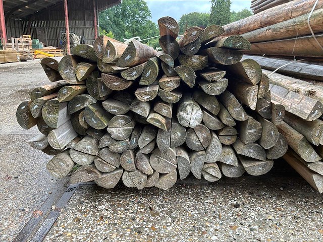 Half ronde palen 3000xø100-70mm (139x) - afbeelding 4 van  6