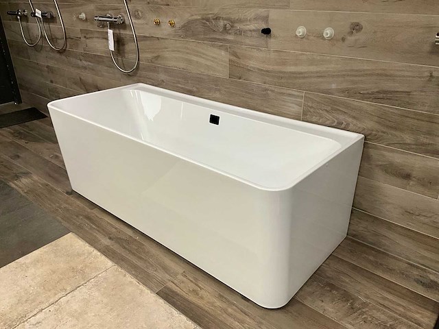 Half vrijstaand bad 180 x 80 cm - afbeelding 6 van  12