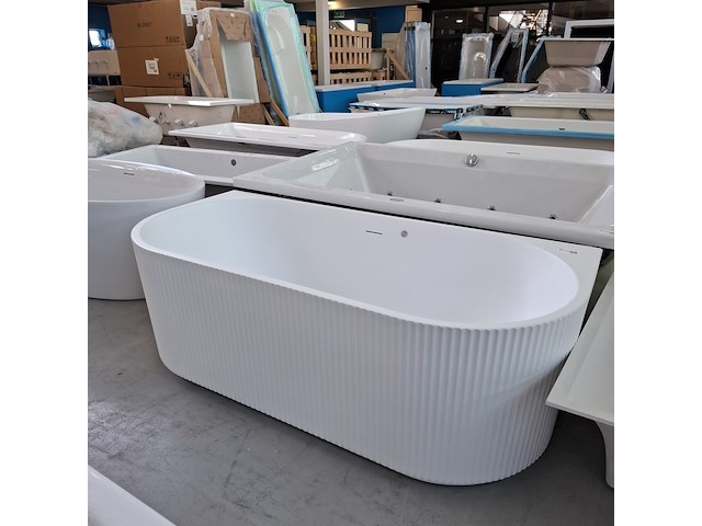 Half-vrijstaande whirlpool wiesbaden, rivi, mat wit - afbeelding 1 van  12