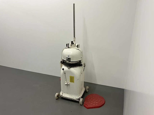 Halfautomatische verdeel- en opbolmachine - afbeelding 7 van  8