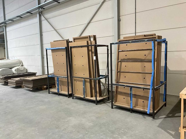 Halffabricaat stalen frames - afbeelding 6 van  6