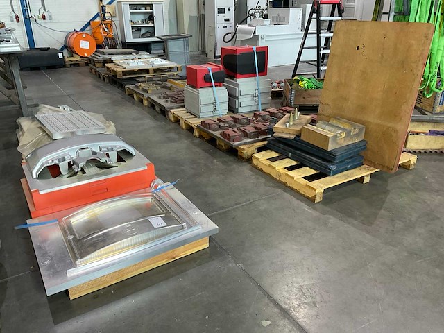 Halffabricaten & mallen - afbeelding 1 van  12