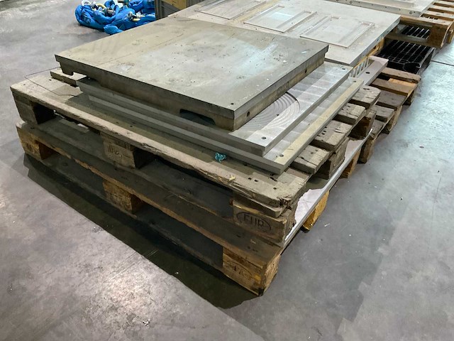 Halffabricaten & mallen - afbeelding 8 van  12