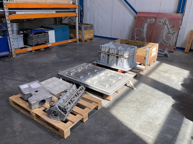 Halffabricaten & mallen - afbeelding 1 van  7