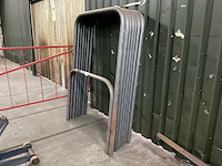 Halffabrikaat gebogen buis (8x) - afbeelding 1 van  6