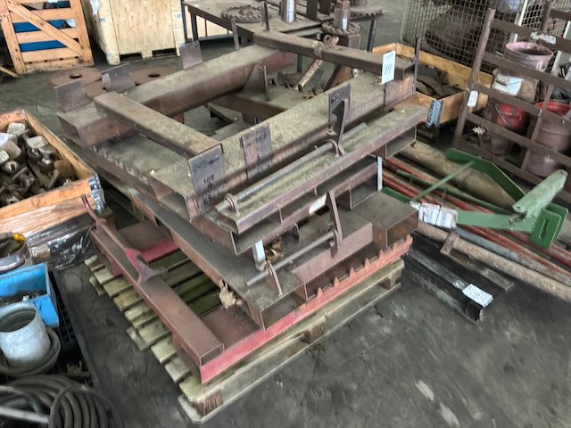 Halffabrikaat heftruckbak - afbeelding 1 van  3