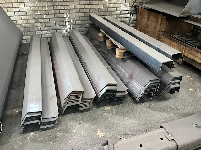 Halffabrikaat - afbeelding 1 van  6