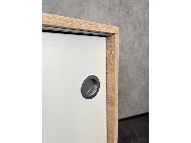 Halfhoge houten schuifdeurkast 200cm - afbeelding 9 van  10