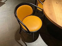 Halfrond eethoek opstelling - afbeelding 5 van  5