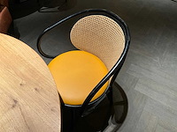 Halfrond eethoek opstelling - afbeelding 5 van  5