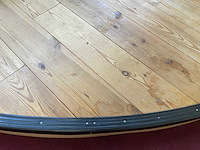 Halfrond houten podium - afbeelding 2 van  2