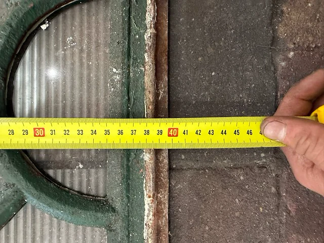 Halfrond stalraam, historisch, groen/roest, 40 cm hoog - afbeelding 2 van  2