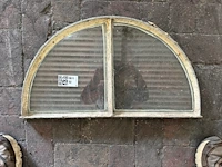 Halfrond stalraam, historisch, wit/roest, 65 cm breed - afbeelding 1 van  2