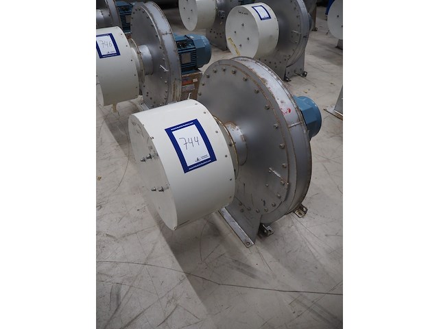 Halifax fan - afbeelding 1 van  9