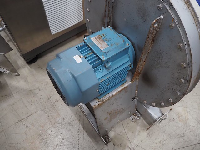 Halifax fan - afbeelding 7 van  9