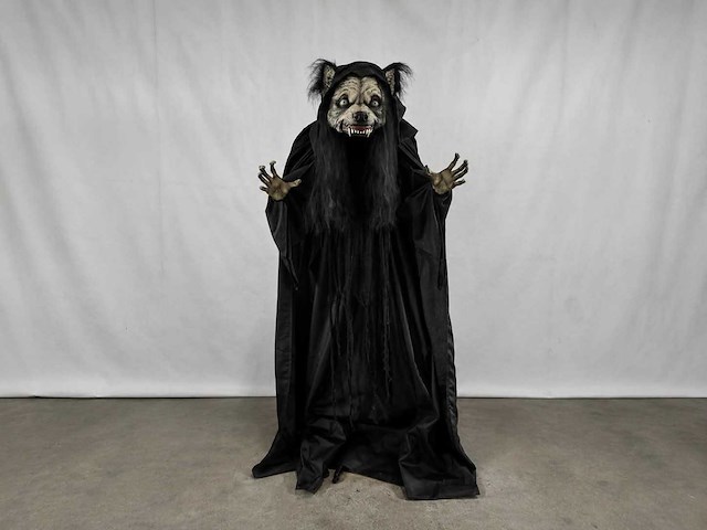 Halloween animatronic - wolf woman - decorative figure - afbeelding 1 van  1