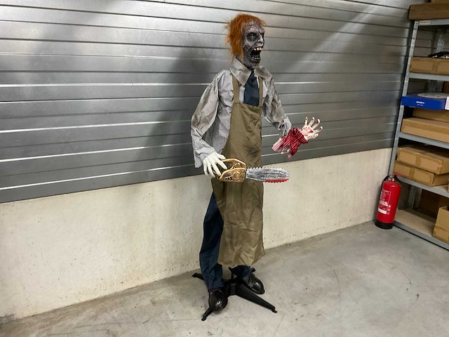 Halloween animatronic chainsaw killer - afbeelding 2 van  5