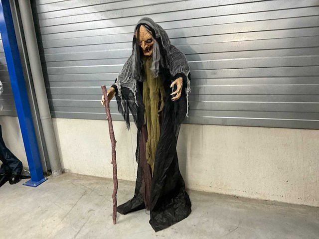Halloween animatronic heks - afbeelding 1 van  3
