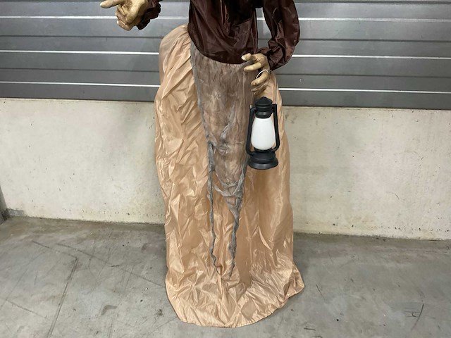 Halloween animatronic old wailing ghost - afbeelding 5 van  5