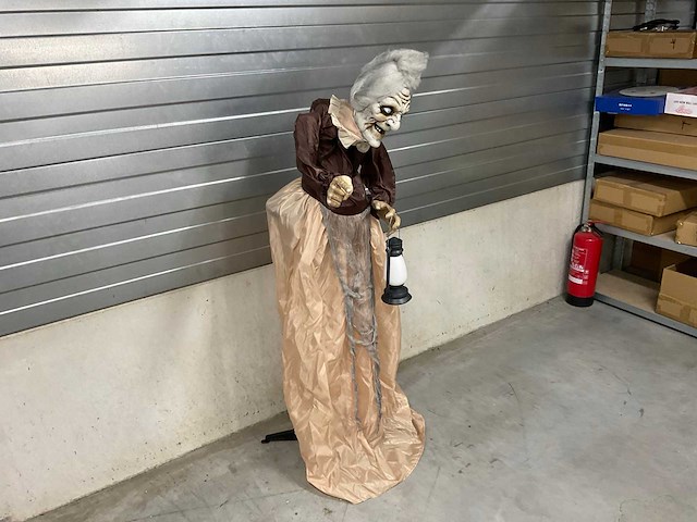 Halloween animatronic old wailing ghost - afbeelding 2 van  5