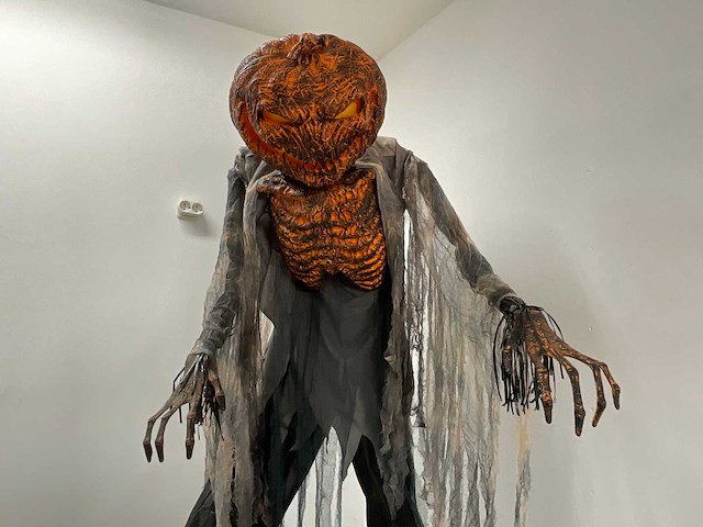 Halloween animatronic pompoen inferno - afbeelding 5 van  6