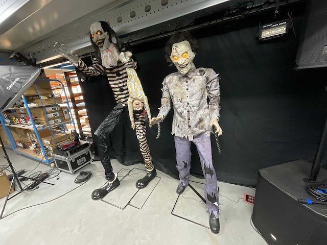 Halloween animatronic pop mad zombie (1x) - afbeelding 1 van  4