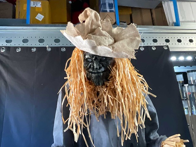 Halloween animatronic scare crow - afbeelding 3 van  5