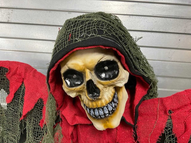 Halloween animatronic skelet met vleugels - afbeelding 3 van  5