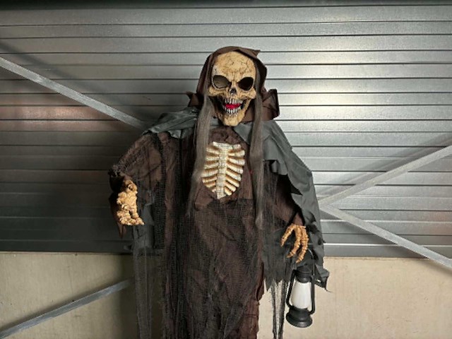 Halloween animatronic talking skeleton ghost - afbeelding 3 van  5