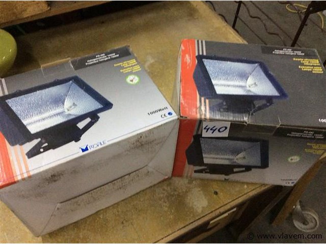 Halogeen ( zonder lampen ) - afbeelding 1 van  2