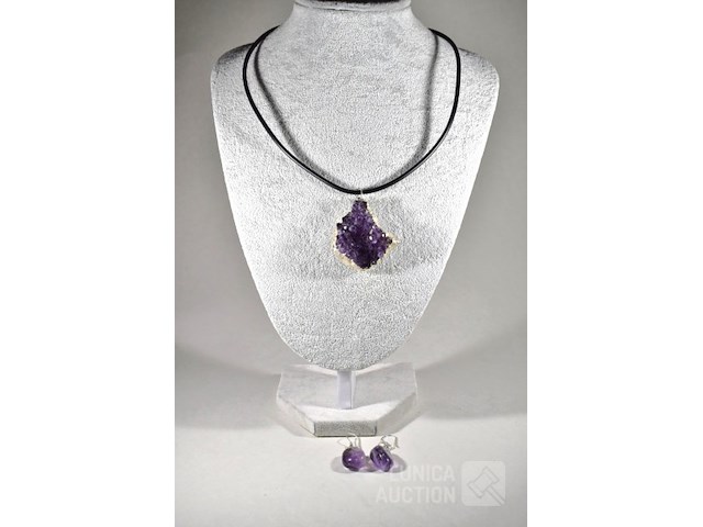 Halsketting en oorhangerss - afbeelding 1 van  7