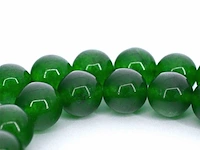 Halsketting met jade edelsteen en een gouden sluiting met diamant - afbeelding 7 van  10