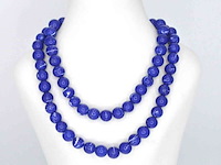 Halsketting met lapis lazuli edelsteen en een gouden sluiting met diamant - afbeelding 4 van  10