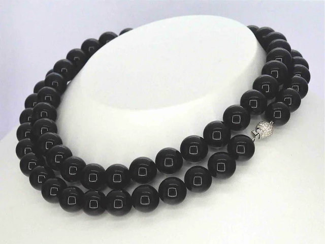 Halsketting onix witgouden sluiting diamant - afbeelding 6 van  9