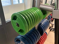 Halters en gewichten in rek - afbeelding 4 van  6