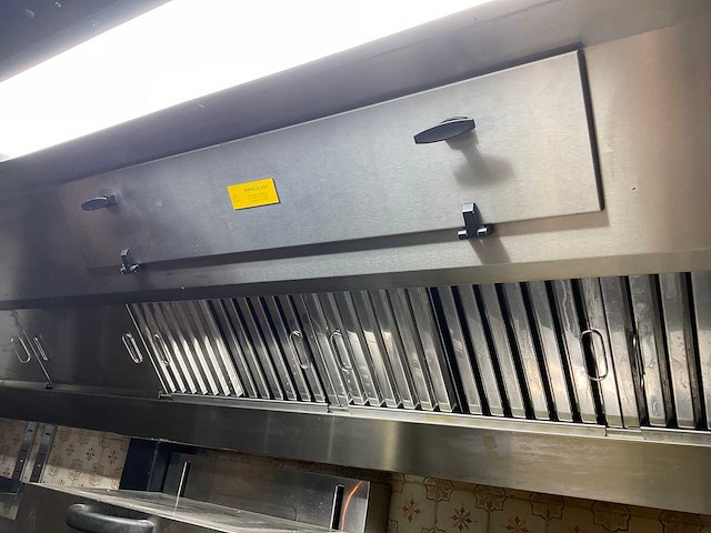 Halton afzuigkap met uv - afbeelding 5 van  5