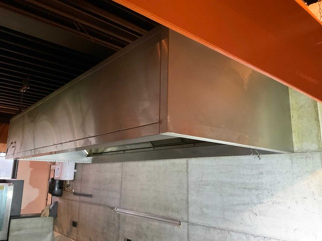 Halton afzuigkap met uv - afbeelding 1 van  1