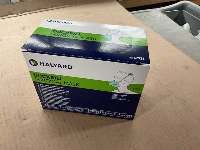 Halyard duckbill surgical mask (1200x) - afbeelding 1 van  4