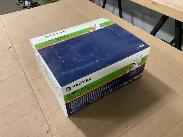 Halyard fluidshield 3 fog-free surgical mask (950x) - afbeelding 3 van  6