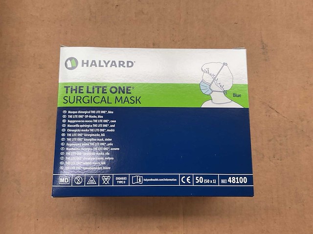 Halyard the lite one surgical mask (3300x) - afbeelding 1 van  3