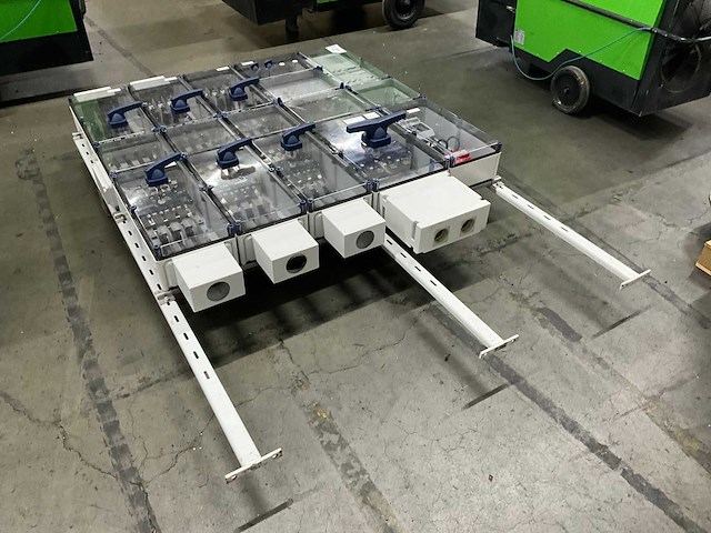 Halyester modulaire laagspannings verdeelkast - afbeelding 2 van  8