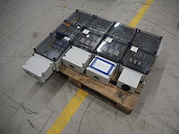 Halyester - afbeelding 1 van  6